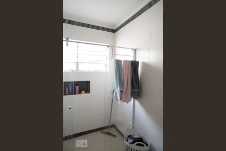 Casa à venda com 154m², 2 quartos e 2 vagas Casa à venda com 154m², 2 quartos e 2 vagasBanheiro suite 1