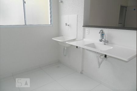 Cozinha de apartamento para alugar com 2 quartos, 55m² em Frei Leopoldo, Belo Horizonte