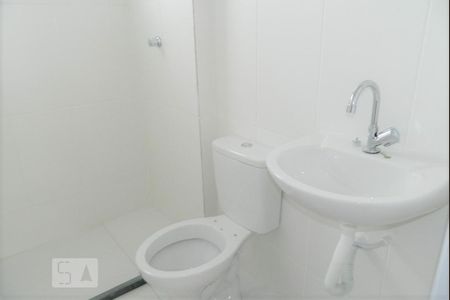 Banheiro Social de apartamento para alugar com 2 quartos, 55m² em Frei Leopoldo, Belo Horizonte