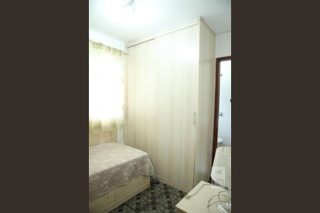 Casa à venda com 150m², 3 quartos e 4 vagasSuíte 2