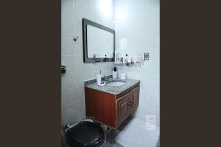 Casa à venda com 150m², 3 quartos e 4 vagasBanheiro a Suíte 1