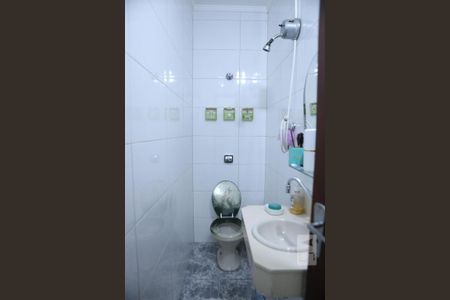 Casa à venda com 150m², 3 quartos e 4 vagasBanheiro de Serviço