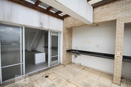 Apartamento à venda com 140m², 2 quartos e 2 vagasVaranda