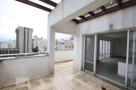 Apartamento à venda com 140m², 2 quartos e 2 vagasVaranda