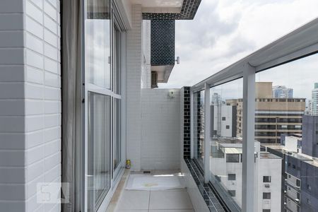 Sacada de apartamento para alugar com 1 quarto, 45m² em Ponta da Praia, Santos