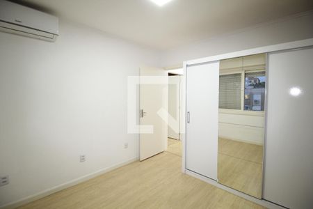 Quarto 1 de apartamento para alugar com 2 quartos, 80m² em Petrópolis, Porto Alegre