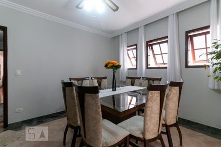 Casa à venda com 250m², 4 quartos e 5 vagasSala de Jantar