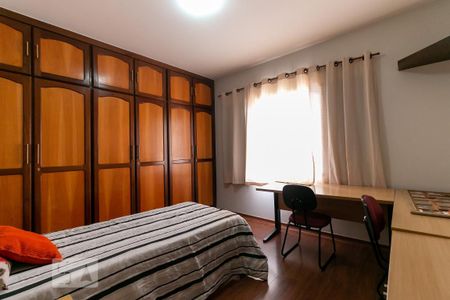 Casa à venda com 250m², 4 quartos e 5 vagasQuarto 4