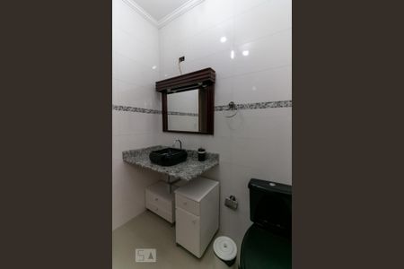 Casa à venda com 250m², 4 quartos e 5 vagasBanheiro Social