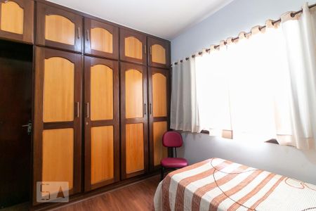 Casa à venda com 250m², 4 quartos e 5 vagasQuarto 3