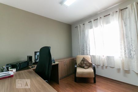 Casa à venda com 250m², 4 quartos e 5 vagasQuarto 2