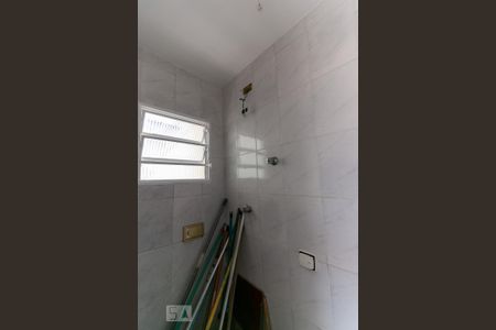 Casa à venda com 250m², 4 quartos e 5 vagasBanheiro de Serviço