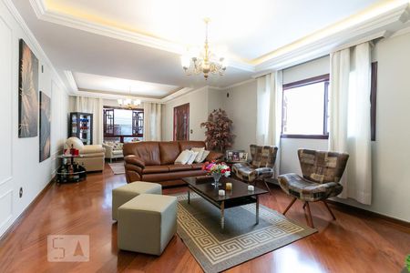 Sala de casa à venda com 4 quartos, 250m² em Chácara Inglesa, São Paulo