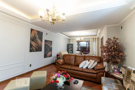 Sala de casa à venda com 4 quartos, 250m² em Chácara Inglesa, São Paulo