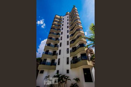 Apartamento para alugar com 32m², 1 quarto e 1 vagaPrédio