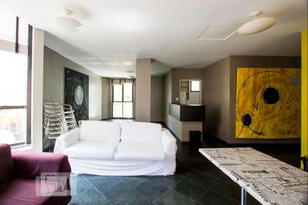 Apartamento para alugar com 32m², 1 quarto e 1 vagaÁrea comum - Salão de festas