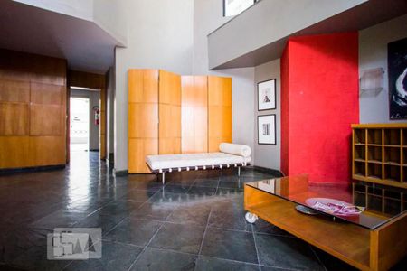 Apartamento para alugar com 32m², 1 quarto e 1 vagaHall