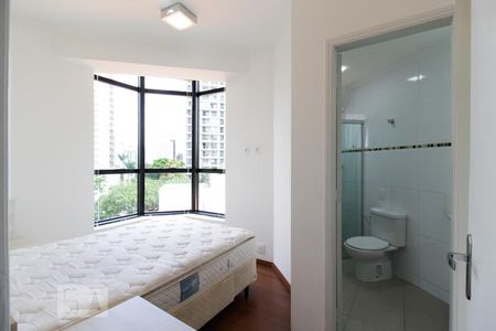 Suíte de apartamento para alugar com 1 quarto, 32m² em Moema, São Paulo