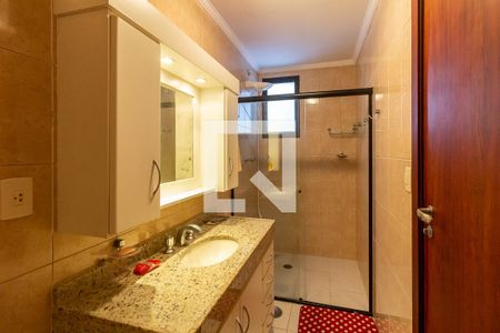 Apartamento para alugar com 246m², 4 quartos e 2 vagasBanheiro da suíte