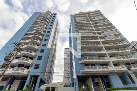 Apartamento para alugar com 246m², 4 quartos e 2 vagasFachada