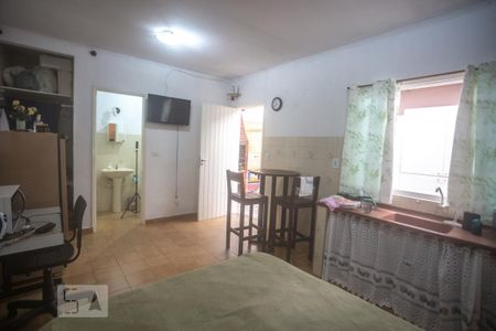 Casa à venda com 352m², 4 quartos e 7 vagasCozinha - edícula