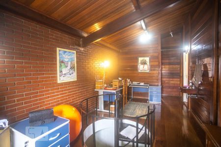 Casa à venda com 352m², 4 quartos e 7 vagasHall dos quartos