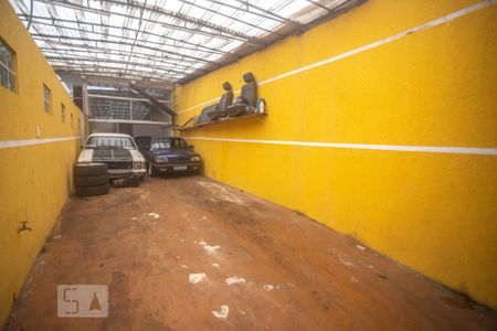 Casa à venda com 352m², 4 quartos e 7 vagasSalão