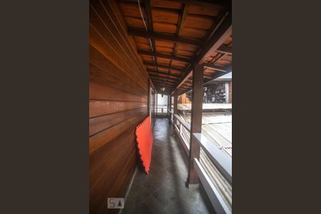 Casa à venda com 352m², 4 quartos e 7 vagasVaranda