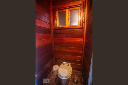 Casa à venda com 352m², 4 quartos e 7 vagasLavabo