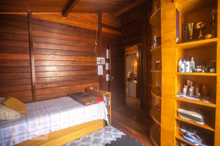 Casa à venda com 352m², 4 quartos e 7 vagasQuarto 3