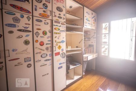 Casa à venda com 352m², 4 quartos e 7 vagasQuarto 2