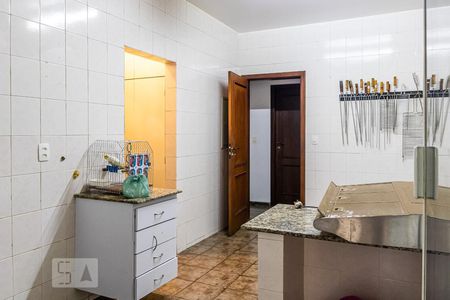 Casa à venda com 850m², 6 quartos e 5 vagas Casa à venda com 850m², 6 quartos e 5 vagasCozinha 2