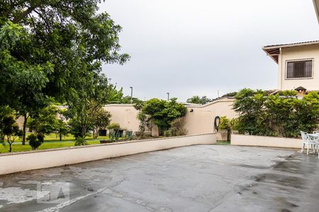 Casa à venda com 850m², 6 quartos e 5 vagas Casa à venda com 850m², 6 quartos e 5 vagasÁrea Externa