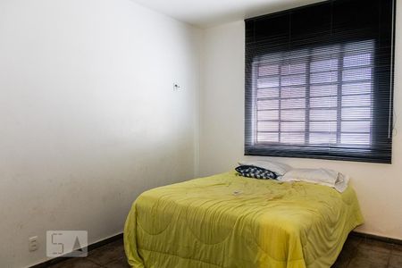 Casa à venda com 850m², 6 quartos e 5 vagas Casa à venda com 850m², 6 quartos e 5 vagasQuarto 3