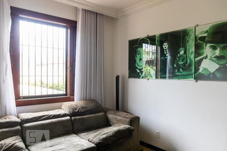 Casa à venda com 850m², 6 quartos e 5 vagas Casa à venda com 850m², 6 quartos e 5 vagasSala 2