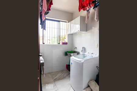 Casa à venda com 850m², 6 quartos e 5 vagas Casa à venda com 850m², 6 quartos e 5 vagasÁrea de Serviço