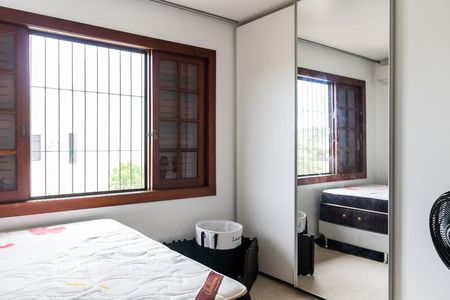 Casa à venda com 850m², 6 quartos e 5 vagas Casa à venda com 850m², 6 quartos e 5 vagasSemi-Suíte 2