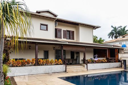 Casa à venda com 850m², 6 quartos e 5 vagas Casa à venda com 850m², 6 quartos e 5 vagasÁrea Externa