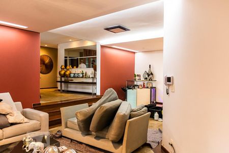 Sala de casa à venda com 6 quartos, 850m² em Pampulha, Belo Horizonte