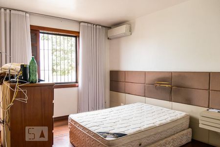 Casa à venda com 850m², 6 quartos e 5 vagas Casa à venda com 850m², 6 quartos e 5 vagasSuíte 1