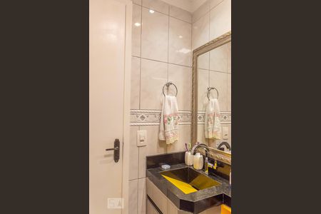 Apartamento para alugar com 70m², 2 quartos e 1 vaga Apartamento para alugar com 70m², 2 quartos e 1 vagaBanheiro