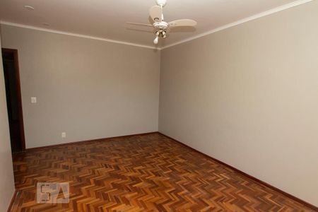 Casa à venda com 300m², 4 quartos e 2 vagas Casa à venda com 300m², 4 quartos e 2 vagasQuarto 2