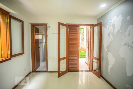 Casa à venda com 310m², 4 quartos e 4 vagasSuíte 4