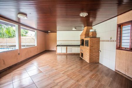 Casa à venda com 310m², 4 quartos e 4 vagasChurrasqueira