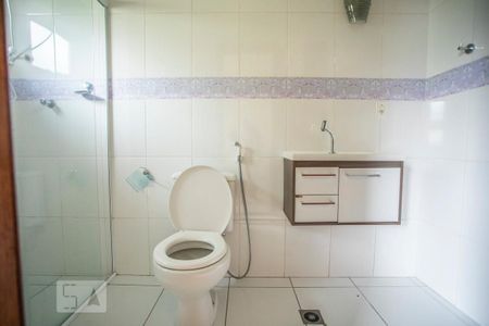 Casa à venda com 310m², 4 quartos e 4 vagasBanheiro Suíte