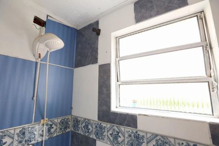 Casa à venda com 240m², 3 quartos e 1 vagaBanheiro 2