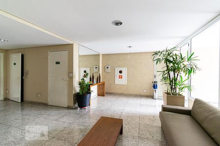 Apartamento à venda com 80m², 3 quartos e 2 vagas Apartamento à venda com 80m², 3 quartos e 2 vagasHall