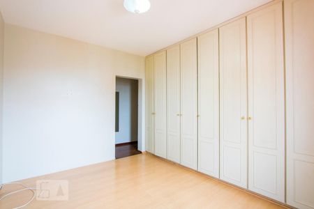 Apartamento à venda com 150m², 3 quartos e 2 vagas Apartamento à venda com 150m², 3 quartos e 2 vagasQuarto 1