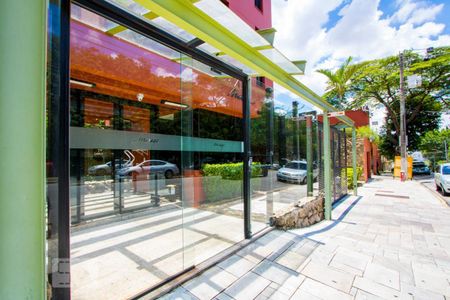 Apartamento à venda com 150m², 3 quartos e 2 vagas Apartamento à venda com 150m², 3 quartos e 2 vagasFachada