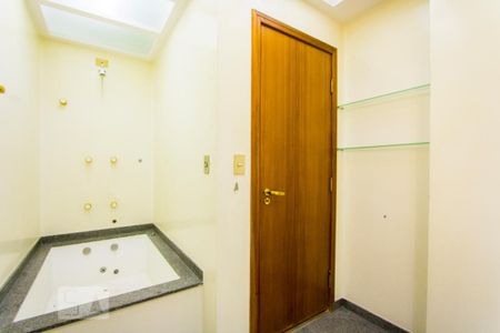 Apartamento à venda com 150m², 3 quartos e 2 vagas Apartamento à venda com 150m², 3 quartos e 2 vagasBanheiro do quarto 1